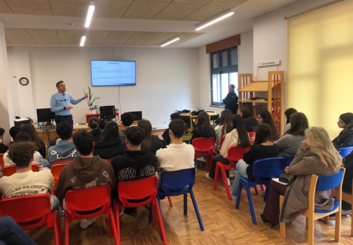 Jovens mais conscientes: GNR-Escola Segura alerta alunos sobre comportamentos aditivos